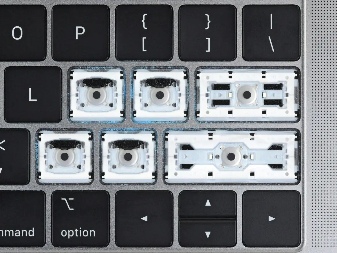 Hình dạng bàn phím MacBook dạng cánh bướm 