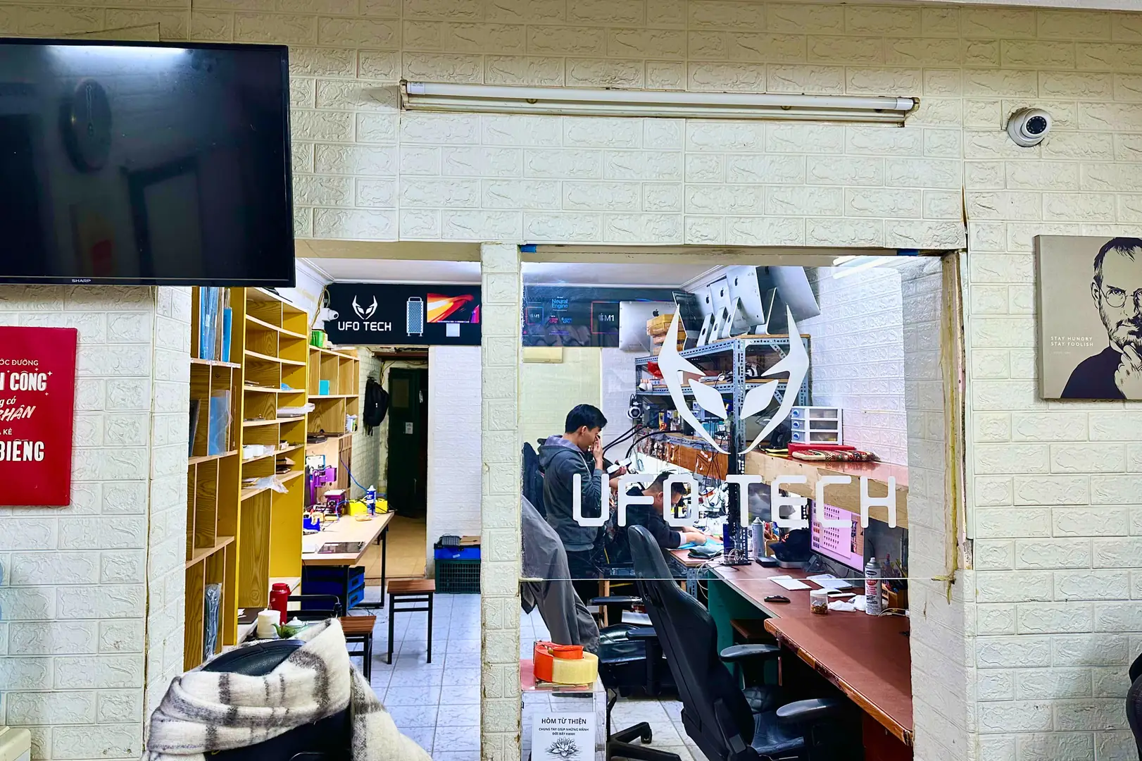 UFOTECH - Trung tâm sửa chữa MacBook uy tín tại Hà Nội