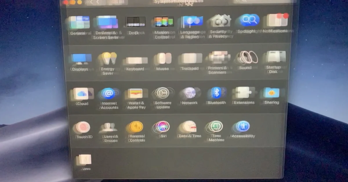 Màn hình MacBook lỗi tấm nền LCD bị bóng ma