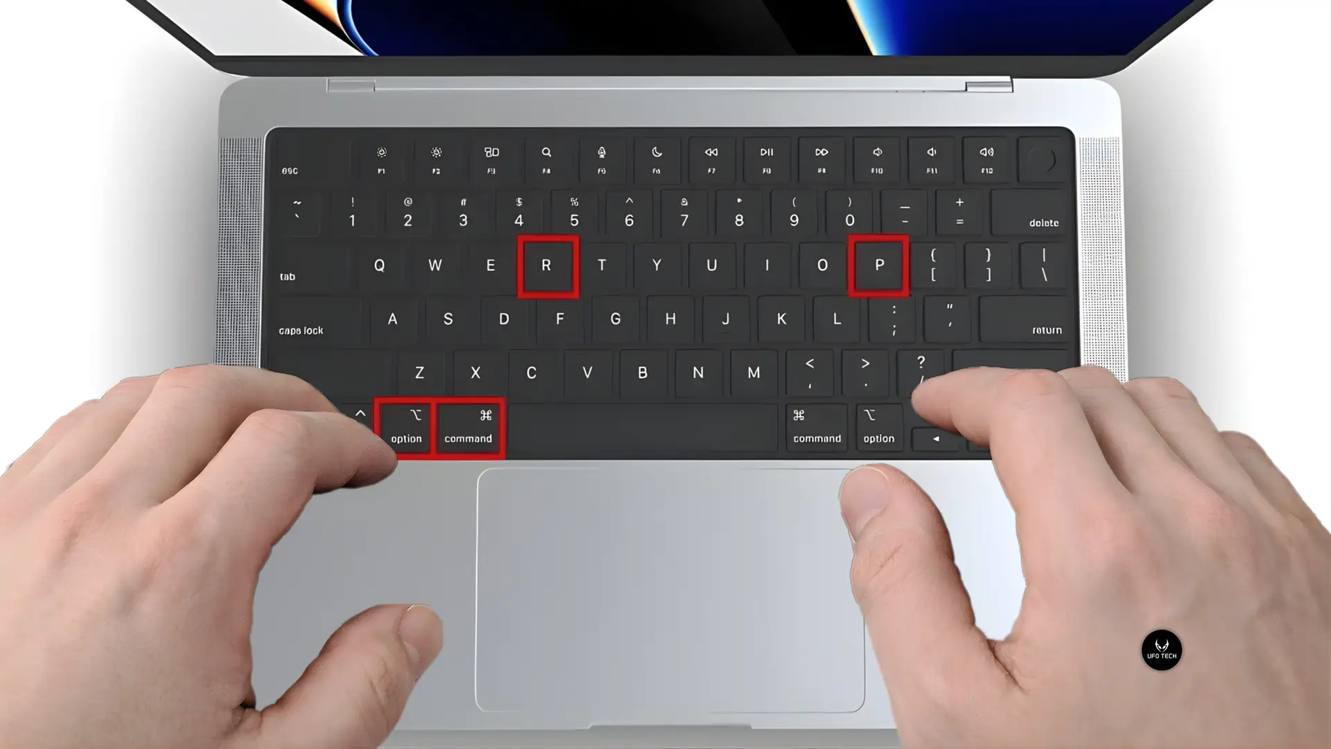 Tổ hợp phím Command Option P R reset PRAM NVRAM MacBook Intel