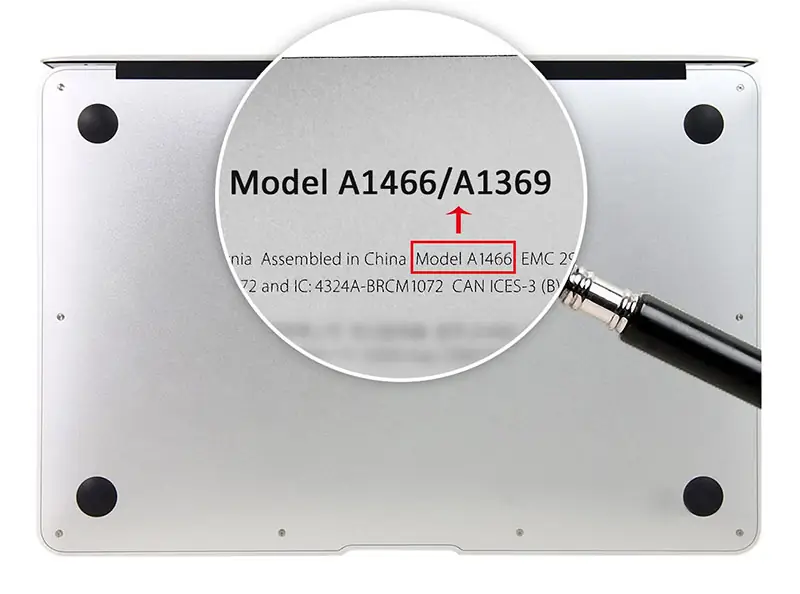 Hướng dẫn xem mã Model sau mặt đáy MacBook để tra giá thay bàn phím