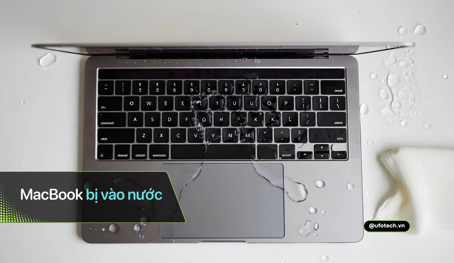 MacBook bị vào nước: 4 Bước xử lý khẩn cấp cứu bo mạch chủ
