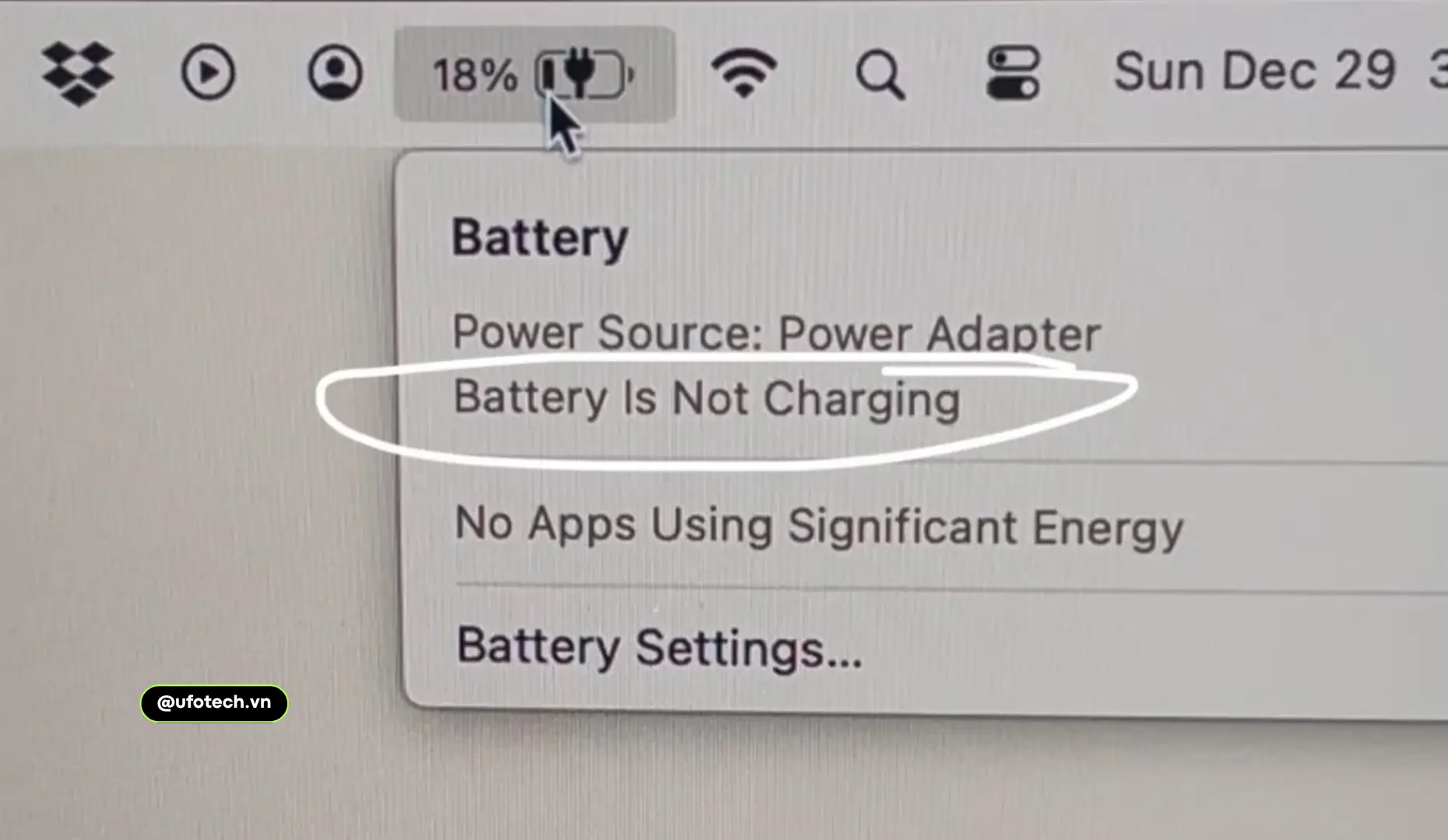 Dấu hiệu MacBook không nhận sạc báo lỗi Battery is not charging