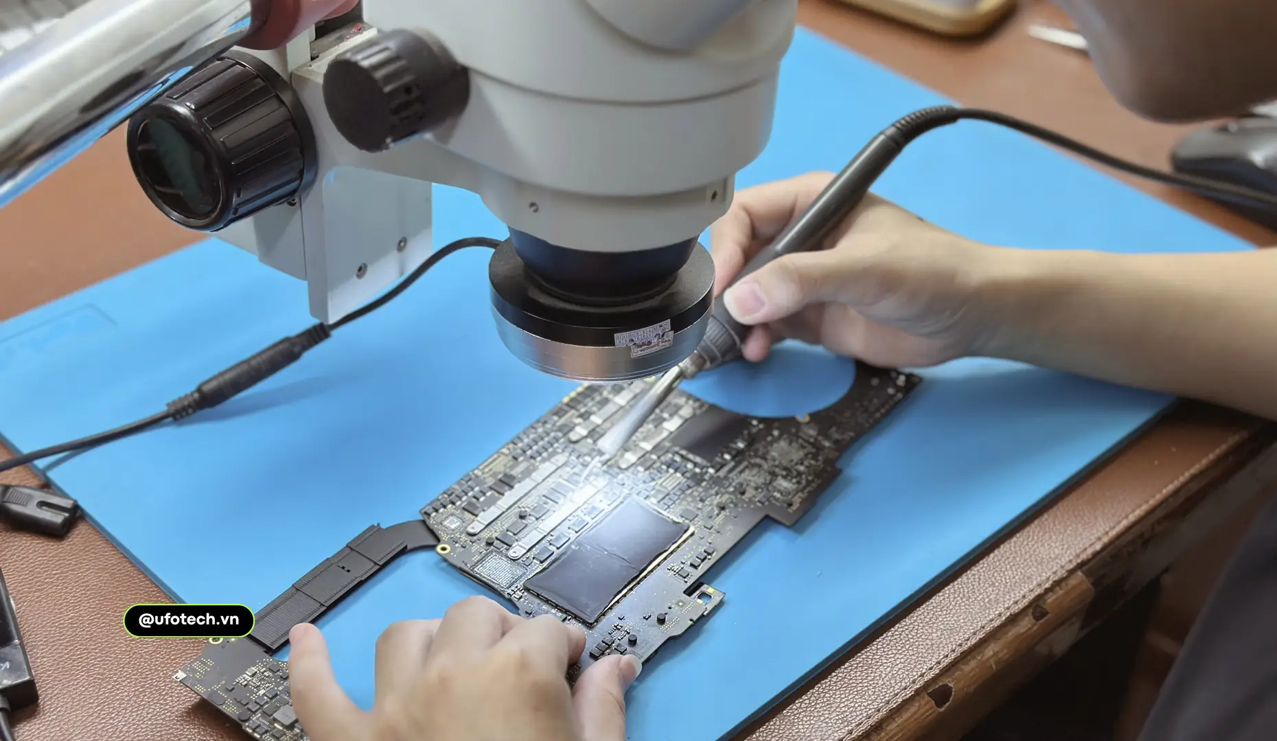 sửa chữa MacBook Hà Nội chuyên sâ